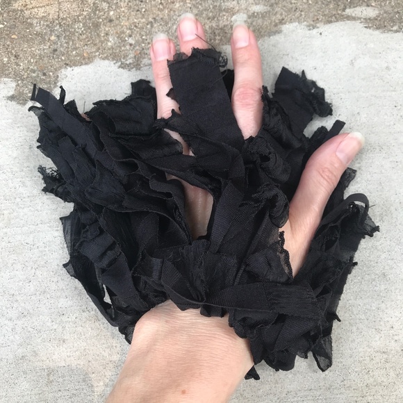 Black Fringe Hair Tie Mummy Costume Halloween Ghost Gothic Cheerleader - Picture 6 of 6